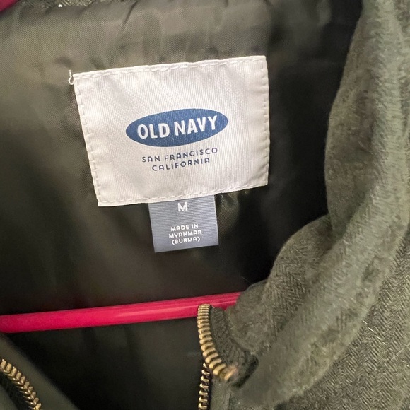 Old Navy Vest - Picture 2 of 3